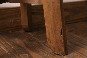 アンティーク雑貨　昭和レトロ　シンプルなデザインのスツール(丸椅子、イス、チェア)