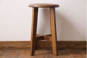 アンティーク雑貨　昭和レトロ　シンプルなデザインのスツール(丸椅子、イス、チェア)
