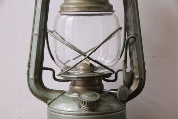 アンティーク雑貨　昭和レトロ　日本製　インダストリアルなオイルランプ(照明、ディスプレイ)