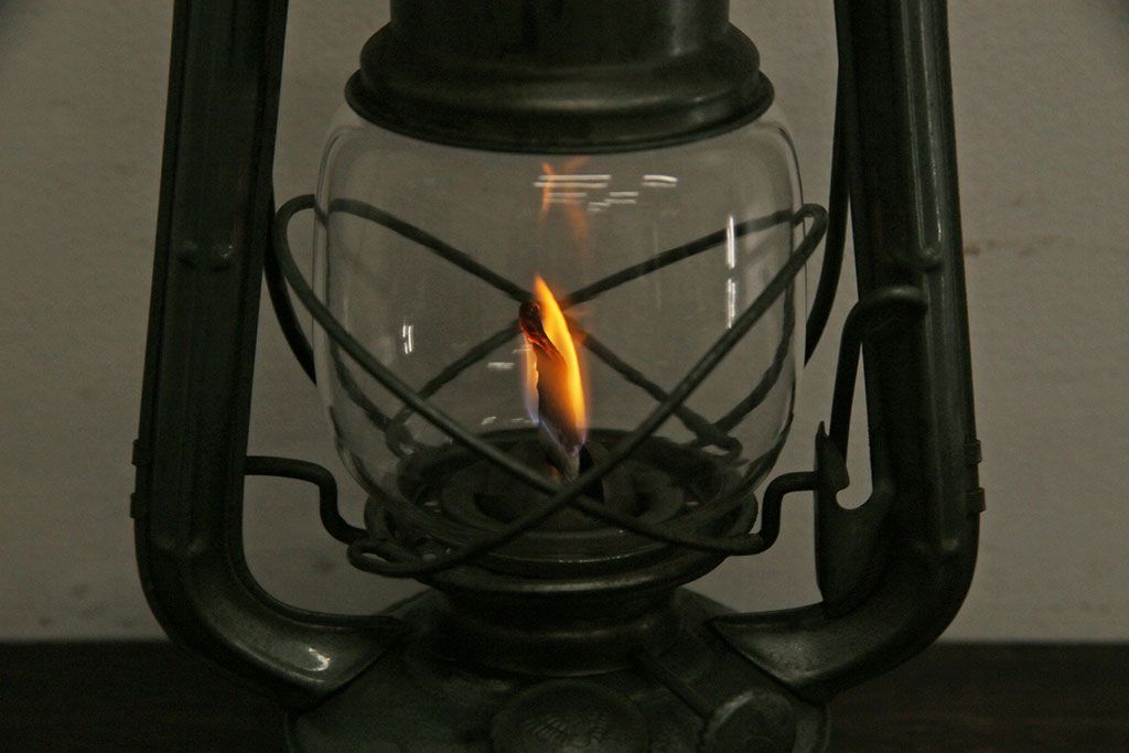 アンティーク雑貨　昭和レトロ　日本製　インダストリアルなオイルランプ(照明、ディスプレイ)