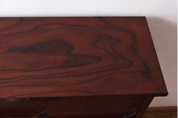 中古 伝統民芸家具 岩谷堂箪笥　風格のある茶箪笥(飾り棚、戸棚)(1)