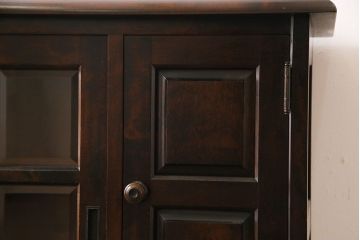 中古　北海道民芸家具　HM135　扉の面取りデザインが美しいサイドボード(定価約38万円)(1)