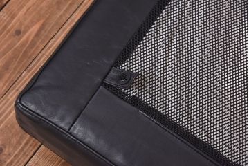 中古　Cassina(カッシーナ)　TOOT(トゥート)　本革3人掛け両アームソファ(定価約270万円)