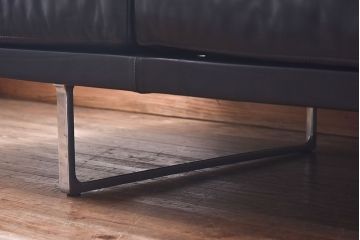 中古　Cassina(カッシーナ)　TOOT(トゥート)　本革3人掛け両アームソファ(定価約270万円)