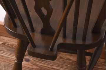 ヴィンテージ家具　【T様ご決済分】イギリスビンテージ　シックな雰囲気のホイールバックチェア(ウィンザーチェア、ダイニングチェア、ウインザーチェア)(2)