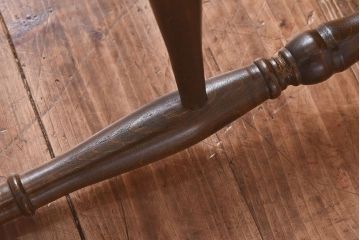 ヴィンテージ家具　【T様ご決済分】イギリスビンテージ　シックな雰囲気のホイールバックチェア(ウィンザーチェア、ダイニングチェア、ウインザーチェア)(2)