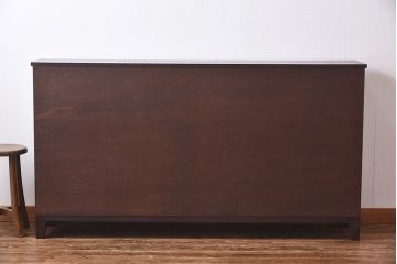 ラフジュ工房オリジナル　3×5マス　ラワン古材のパタパタ扉付き横型・収納棚(キャビネット、下駄箱、ロッカー)
