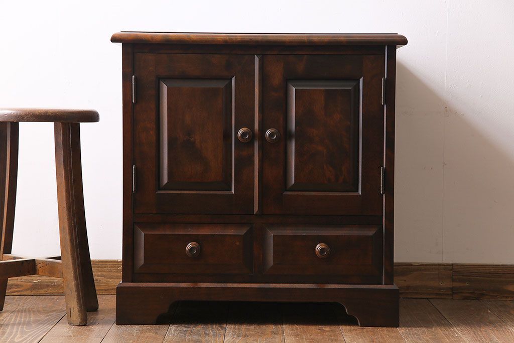 中古　北海道民芸家具　シンプルなデザインが魅力的なサイドチェスト(引き出し、キャビネット)