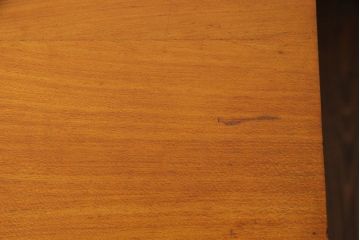 ヴィンテージ家具　北欧ビンテージ　チーク材　レトロな雰囲気のサイドチェスト(ローチェスト、引き出し)