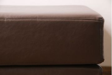 中古　日本フクラ(HUKLA)　N860　シンプルモダンなスツール(オットマン、チ  ェア、椅子)(2)