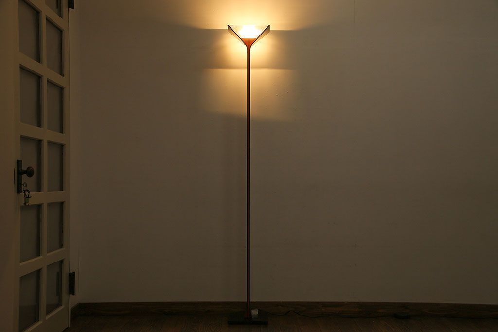 FLOS/フロス■PAPILLONA/パピローナ■イタリア■フロアスタンドランプ FLOS フロス Papillona パピローナ フロアライト 入荷しました