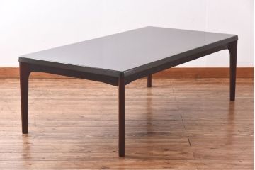 北欧家具　シンプルなデザインのセンターテーブル(ローテーブル)