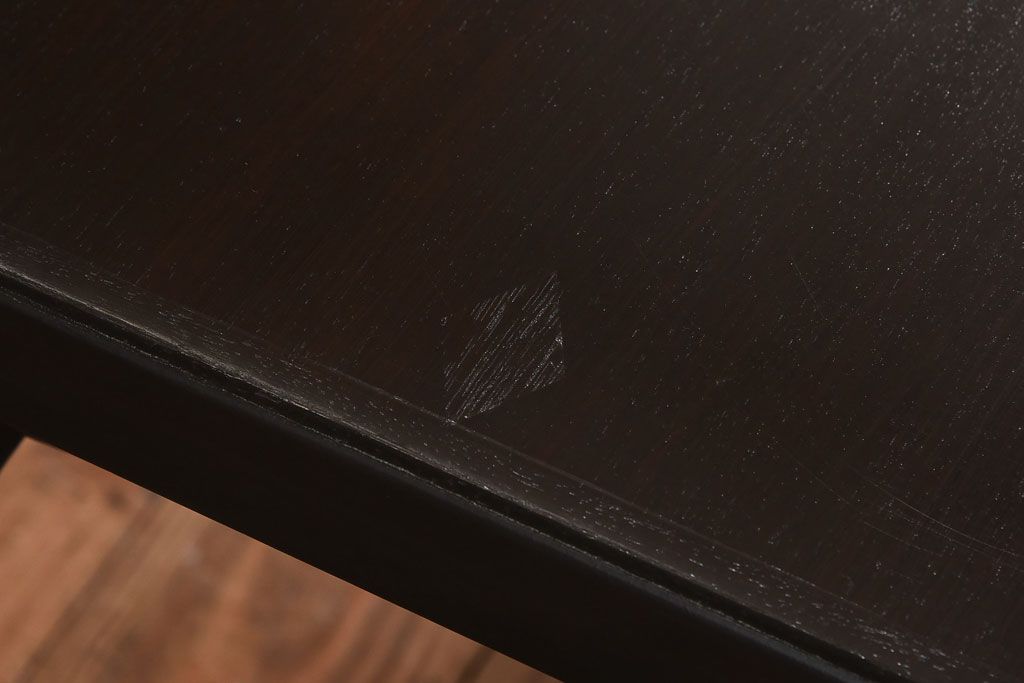 北欧家具　シンプルなデザインのセンターテーブル(ローテーブル)