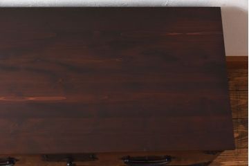 アンティーク家具　和製アンティーク　重厚感漂う上品な箪笥ローボード(チェスト)