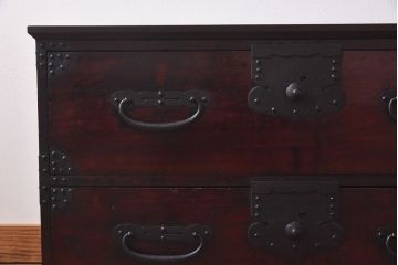 アンティーク家具　和製アンティーク　重厚感漂う上品な箪笥ローボード(チェスト)