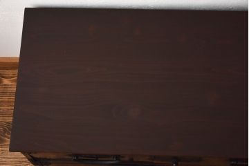 アンティーク家具　和製アンティーク　渋い色味が魅力的な箪笥ローボード(チェスト)