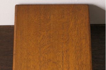 レトロ家具　昭和レトロ　ナラ材　蓋付きの収納部が個性的な小引き出し(収納箱)