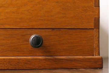 レトロ家具　昭和レトロ　ナラ材　蓋付きの収納部が個性的な小引き出し(収納箱)