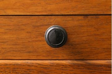 レトロ家具　昭和レトロ　ナラ材　蓋付きの収納部が個性的な小引き出し(収納箱)