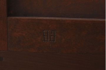 中古美品　松本民芸家具　滑らかな木肌が魅力的なA型・チェスト(小物整理タンス、引き出し)(定価約21万円)