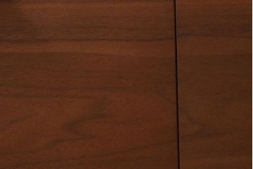 中古　HUKLA(フクラ)　ウォールナット無垢材使用　シンプルでモダンなサイドチェスト(リビングボード)