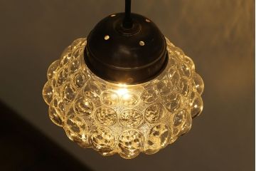 ビンテージ　ユニークなデザインが魅力的なペンダントライト(天井照明、吊り下げ照明)