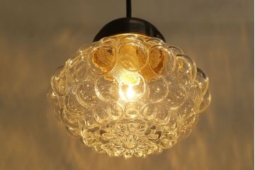 ビンテージ　ユニークなデザインが魅力的なペンダントライト(天井照明、吊り下げ照明)