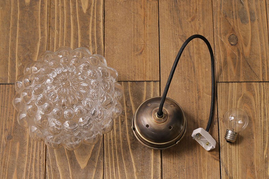 ビンテージ　ユニークなデザインが魅力的なペンダントライト(天井照明、吊り下げ照明)