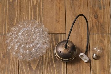 ビンテージ　ユニークなデザインが魅力的なペンダントライト(天井照明、吊り下げ照明)