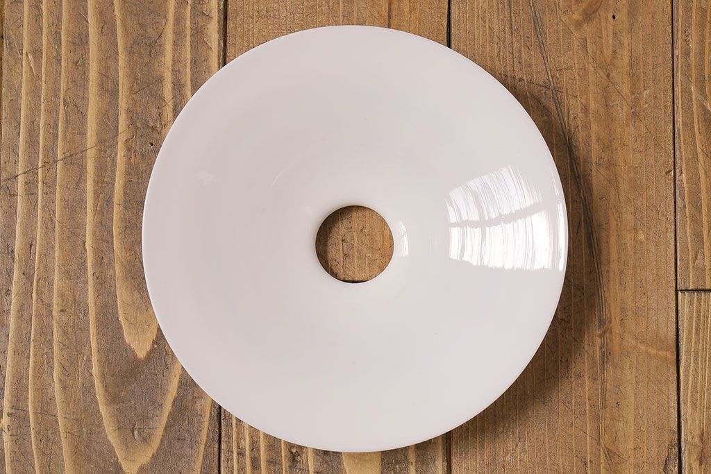 昭和レトロ　懐かしさと温かみを感じるシンプルな平笠シェードのペンダントライト(電笠、吊り下げ照明、天井照明)(1)