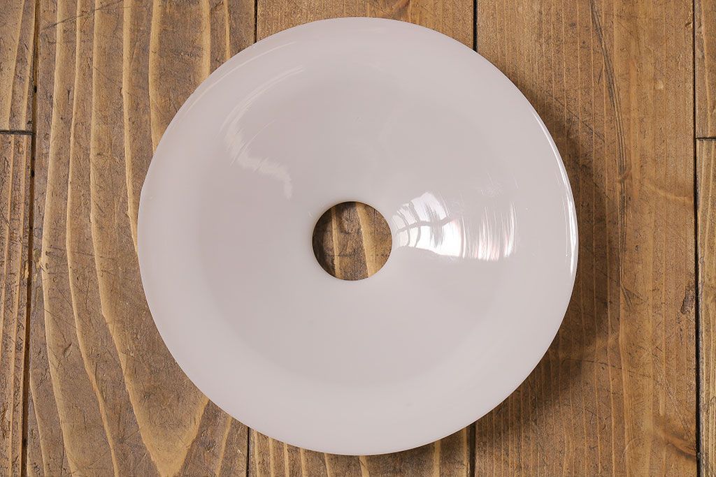 昭和レトロ　懐かしさと温かみを感じるシンプルな平笠シェードのペンダントライト(電笠、吊り下げ照明、天井照明)(2)