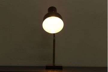 イギリスビンテージ　Anglepoise(アングルポイズ)　レトロなデスクスタンド(スタンドライト)