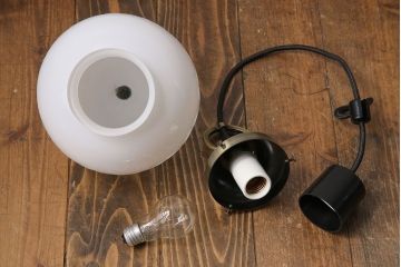 和製アンティーク　球体のシルエットが魅力の切子シェード(天井照明)