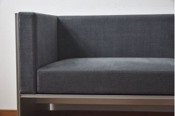 中古　Cassinaixc.(カッシーナイクスシー)　AIR FRAME(エアーフレーム) 3007　3人掛　2SEATS　ミッドソファ(定価約40万円)
