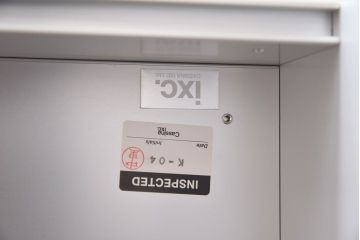 中古　Cassinaixc.(カッシーナイクスシー)　AIR FRAME(エアーフレーム) 3007　3人掛　2SEATS　ミッドソファ(定価約40万円)