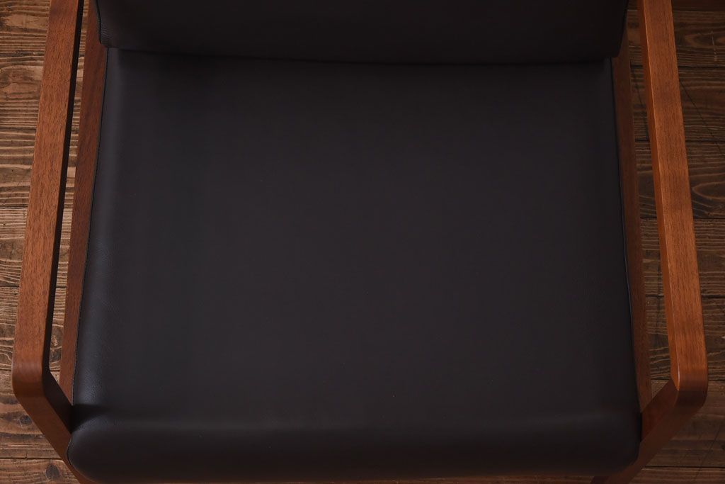 中古　日本フクラ(HUKLA)　ARIA(アリア)　1Pソファ(アームソファ、チェア)(定価約18万円)