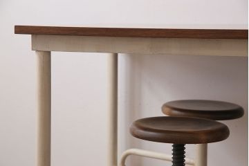 ラフジュ工房オリジナル 8脚格納スツール付きテーブル(ペイント作業台、机)