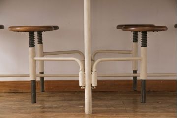 ラフジュ工房オリジナル 8脚格納スツール付きテーブル(ペイント作業台、机)