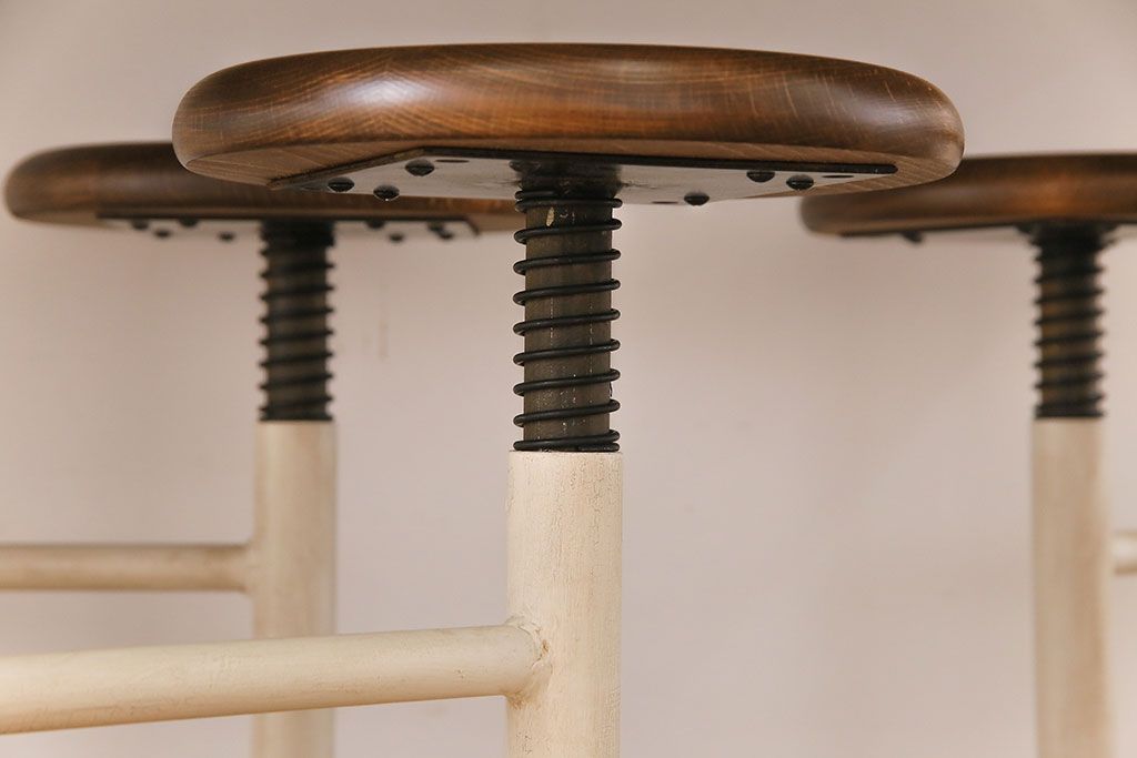 ラフジュ工房オリジナル 8脚格納スツール付きテーブル(ペイント作業台、机)