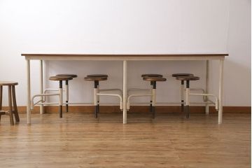 ラフジュ工房オリジナル 8脚格納スツール付きテーブル(ペイント作業台、机)