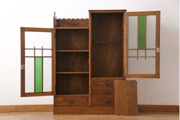 アンティーク家具　和製アンティーク　ナラ材　色ガラスとダイヤガラスがおしゃれな本箱(収納棚、キャビネット)