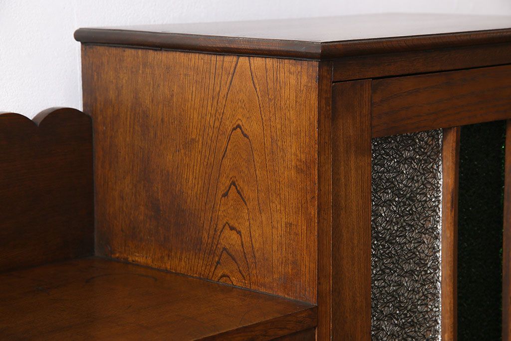 アンティーク家具　和製アンティーク　ナラ材　色ガラスとダイヤガラスがおしゃれな本箱(収納棚、キャビネット)