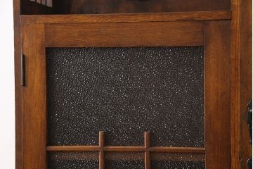 アンティーク家具　和製アンティーク　ナラ材　色ガラスとダイヤガラスがおしゃれな本箱(収納棚、キャビネット)