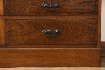 アンティーク家具　和製アンティーク　ナラ材　色ガラスとダイヤガラスがおしゃれな本箱(収納棚、キャビネット)