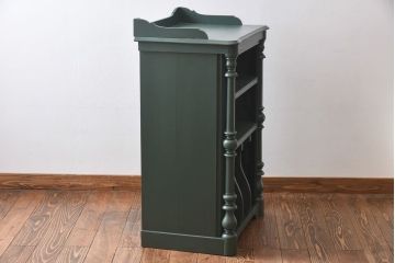アンティーク家具 イギリスアンティーク 優雅なデザインが魅力のペイントキャビネット(本棚、飾り台)