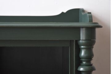 アンティーク家具 イギリスアンティーク 優雅なデザインが魅力のペイントキャビネット(本棚、飾り台)