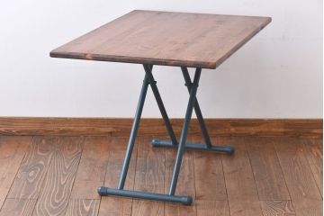 ラフジュ工房オリジナル　ヒノキ材　ネイビーの脚が格好いいリフティングテーブル(サイドテーブル、センターテーブル、作業台)(1)