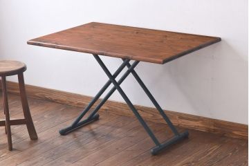 ラフジュ工房オリジナル　ヒノキ材　ネイビーの脚が格好いいリフティングテーブル(サイドテーブル、センターテーブル、作業台)(3)