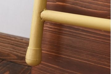 ラフジュ工房オリジナル　ヒノキ材　イエローペイントのリフティングテーブル(サイドテーブル、センターテーブル、作業台、折りたたみ)(2)(R-029176)