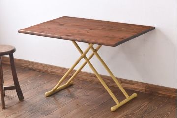ラフジュ工房オリジナル ヒノキ材 イエローペイントのリフティングテーブル(サイドテーブル、センターテーブル、作業台)(3)
